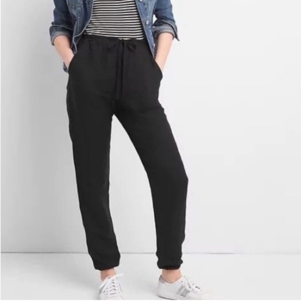 Gap Size Small Linen Joggers